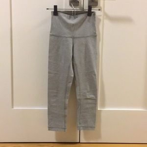 Lululemon winder under crops